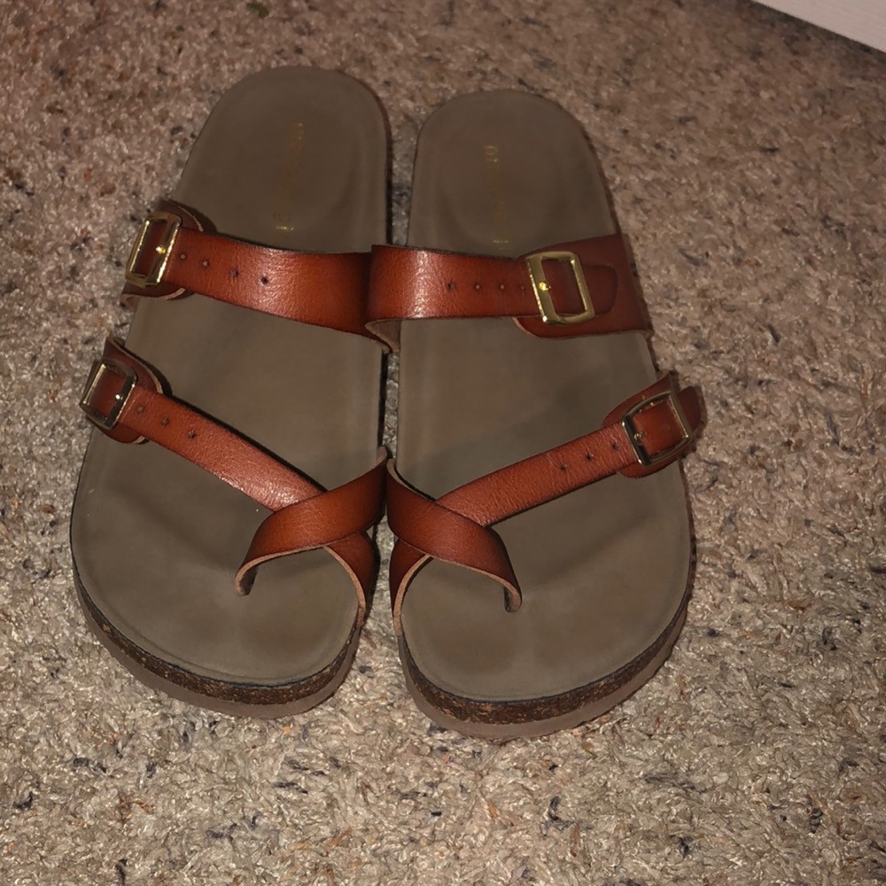 Ajustable Sandals